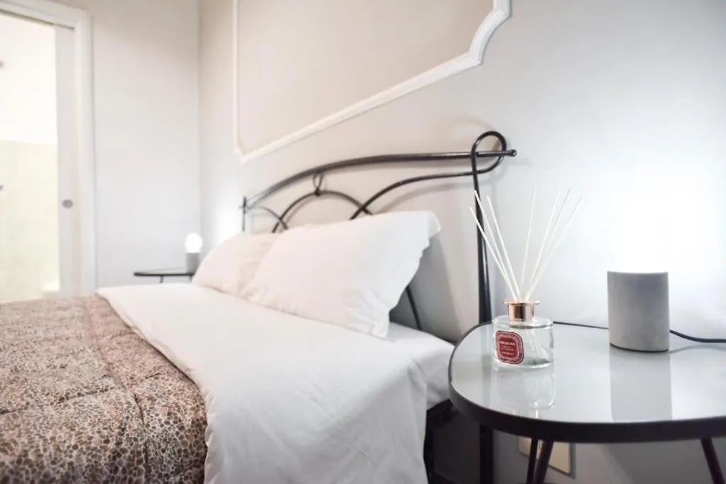 Guesthouse O Affittacamere Magenta Baylon Suite Ρώμη