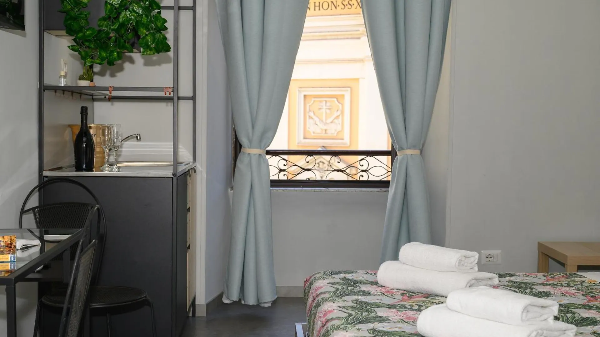 Guesthouse O Affittacamere Magenta Baylon Suite Ρώμη