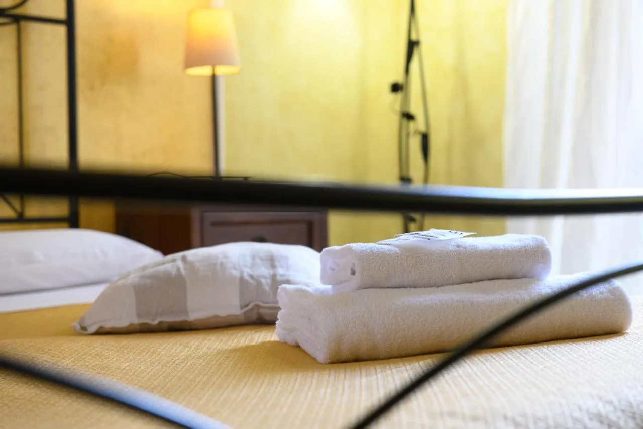 Guest house Guesthouse O Affittacamere Magenta Baylon Suite Rome