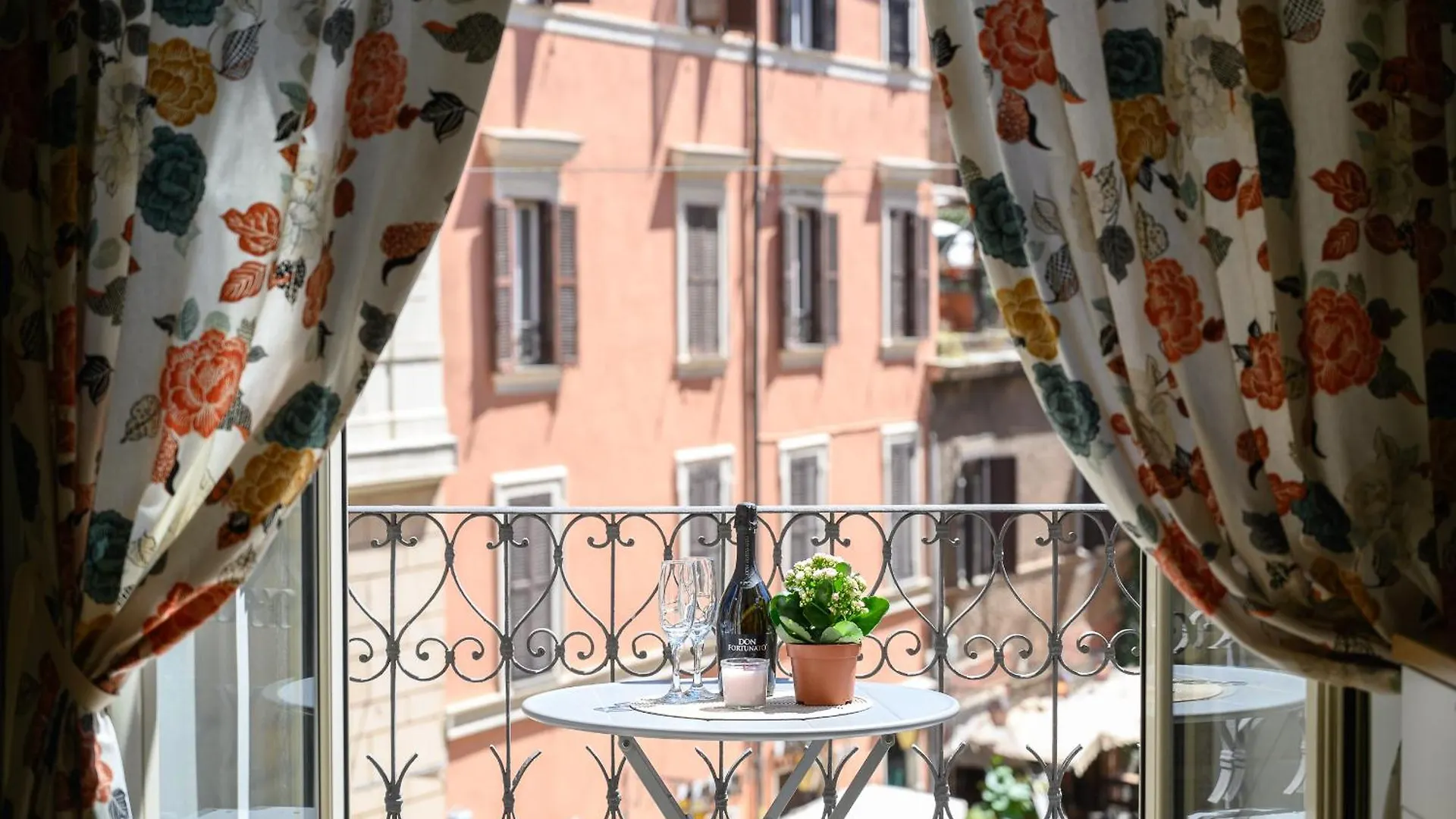 Guesthouse O Affittacamere Magenta Baylon Suite Rome